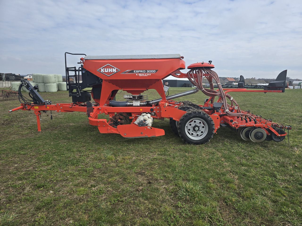 KUHN ESPRO 3000 VFB - Menggabungkan bor benih: gambar 3 KUHN ESPRO 3000 VFB - Menggabungkan bor benih: gambar 3