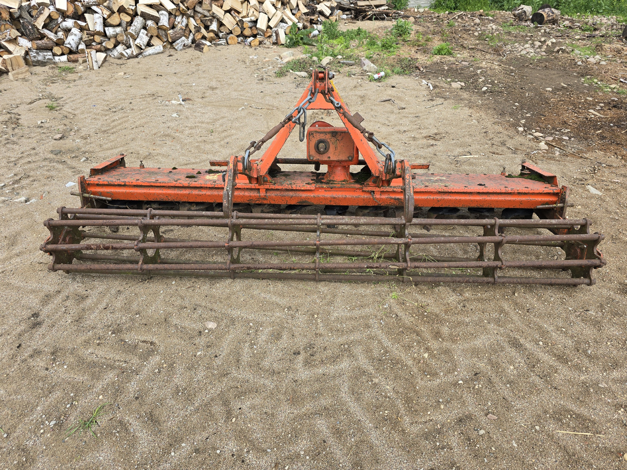 KUHN HR - Garu: gambar 2 KUHN HR - Garu: gambar 2