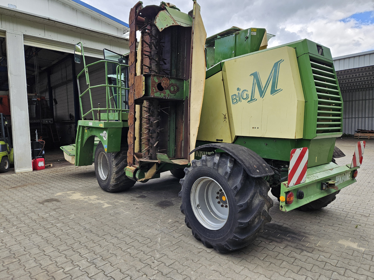 Krone Big M - Mesin pemotong padang rumput: gambar 3 Krone Big M - Mesin pemotong padang rumput: gambar 3