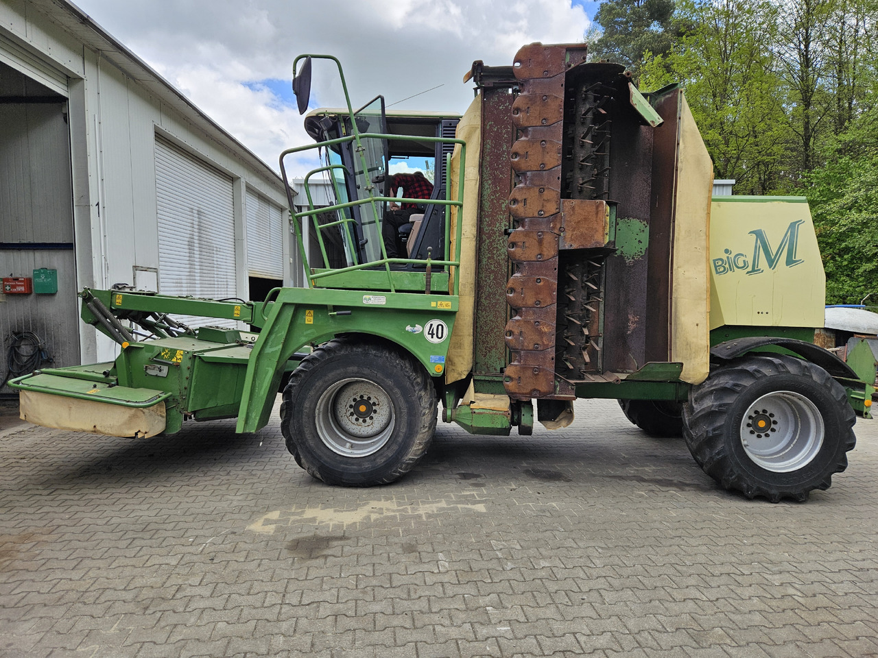 Krone Big M - Mesin pemotong padang rumput: gambar 3 Krone Big M - Mesin pemotong padang rumput: gambar 3