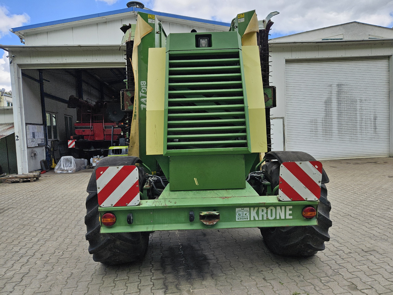 Krone Big M - Mesin pemotong padang rumput: gambar 5 Krone Big M - Mesin pemotong padang rumput: gambar 5