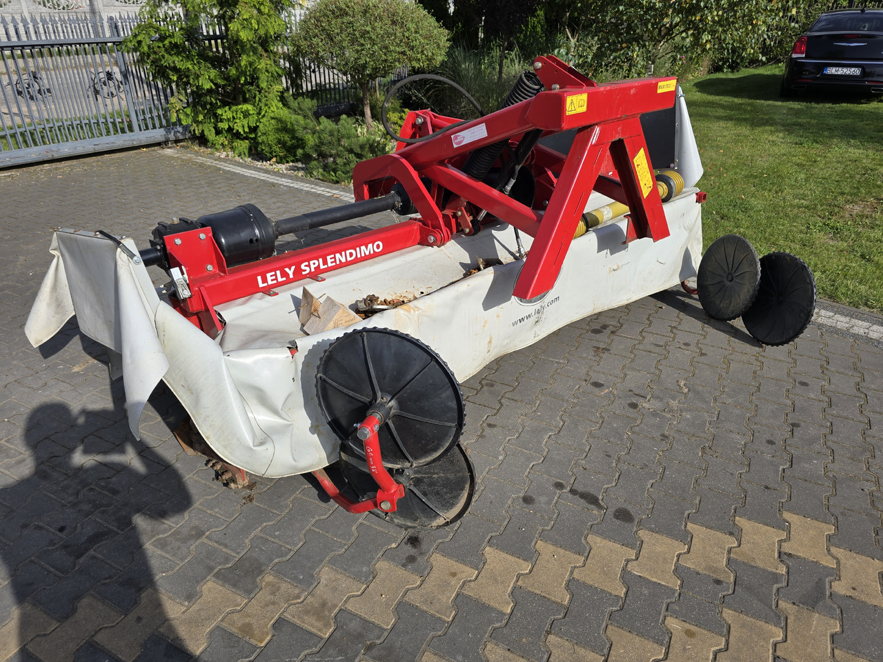 LELY Splendimo 320 F - Mesin pemotong padang rumput: gambar 2 LELY Splendimo 320 F - Mesin pemotong padang rumput: gambar 2