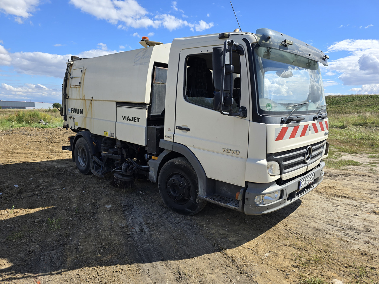MERCEDES-BENZ Atego - Penyapu jalan: gambar 3 MERCEDES-BENZ Atego - Penyapu jalan: gambar 3