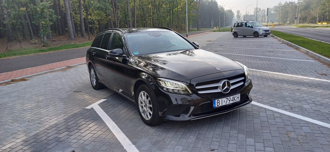 MERCEDES-BENZ C 200 D (W205) - Mobil: gambar 1 MERCEDES-BENZ C 200 D (W205) - Mobil: gambar 1