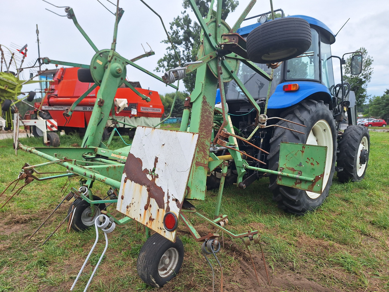 STOLL 2585 - Tedder/ Menyapu: gambar 3 STOLL 2585 - Tedder/ Menyapu: gambar 3
