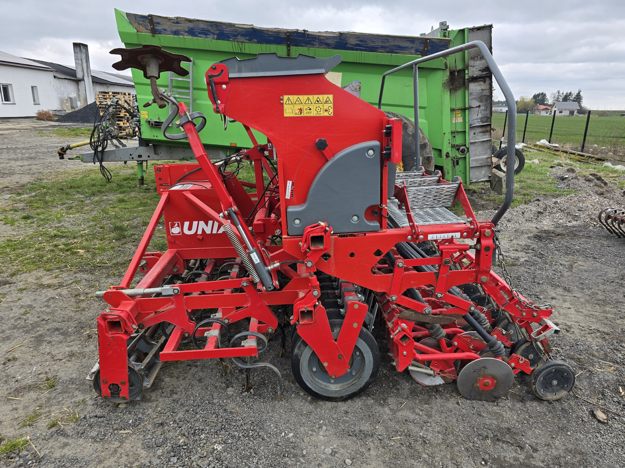 UNIA FM s700/3 D - Menggabungkan bor benih: gambar 3 UNIA FM s700/3 D - Menggabungkan bor benih: gambar 3