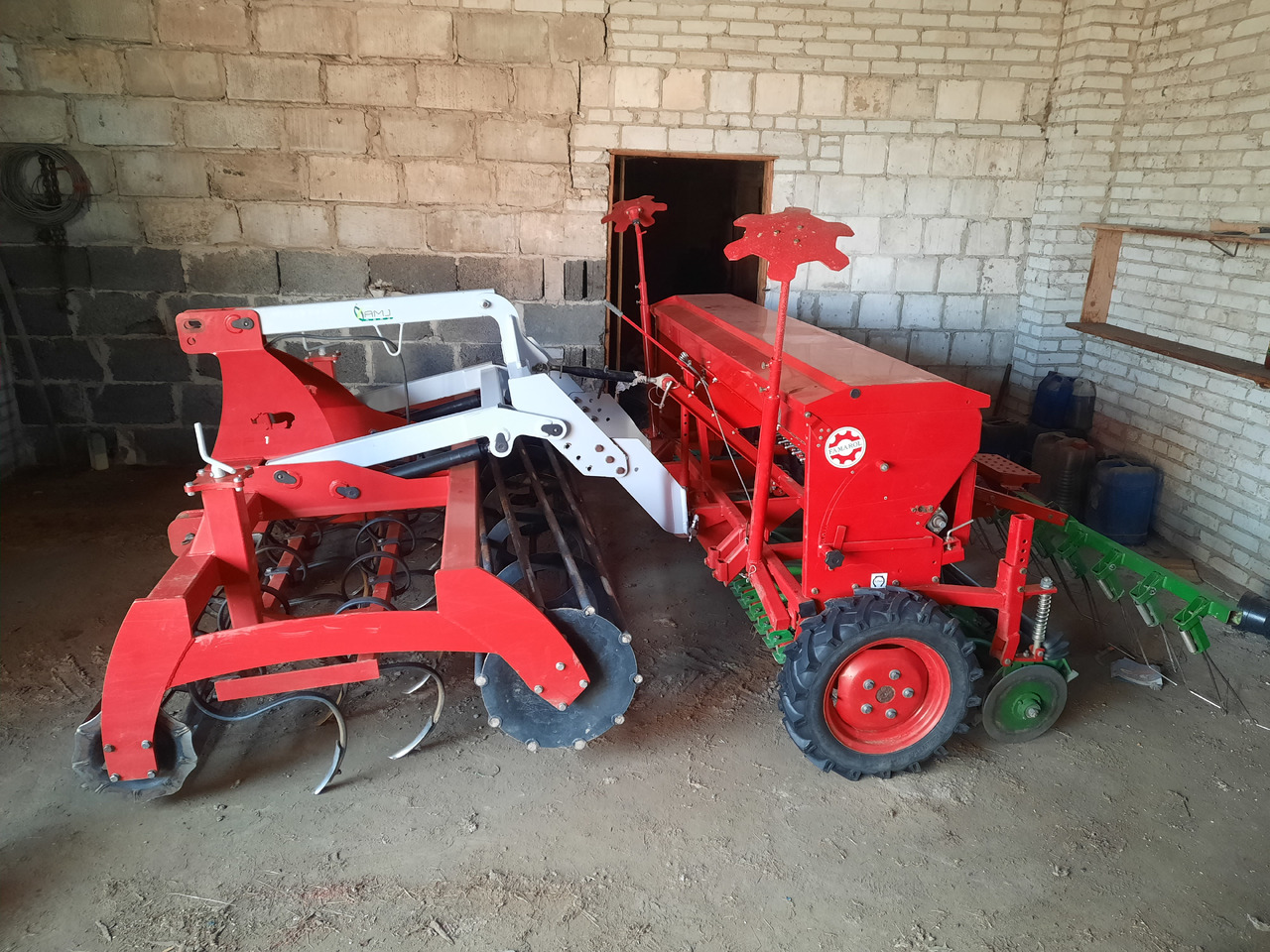 UNIA POZNANIAK 370/2.7L + ARAMIS 2,7R - Menggabungkan bor benih: gambar 3 UNIA POZNANIAK 370/2.7L + ARAMIS 2,7R - Menggabungkan bor benih: gambar 3