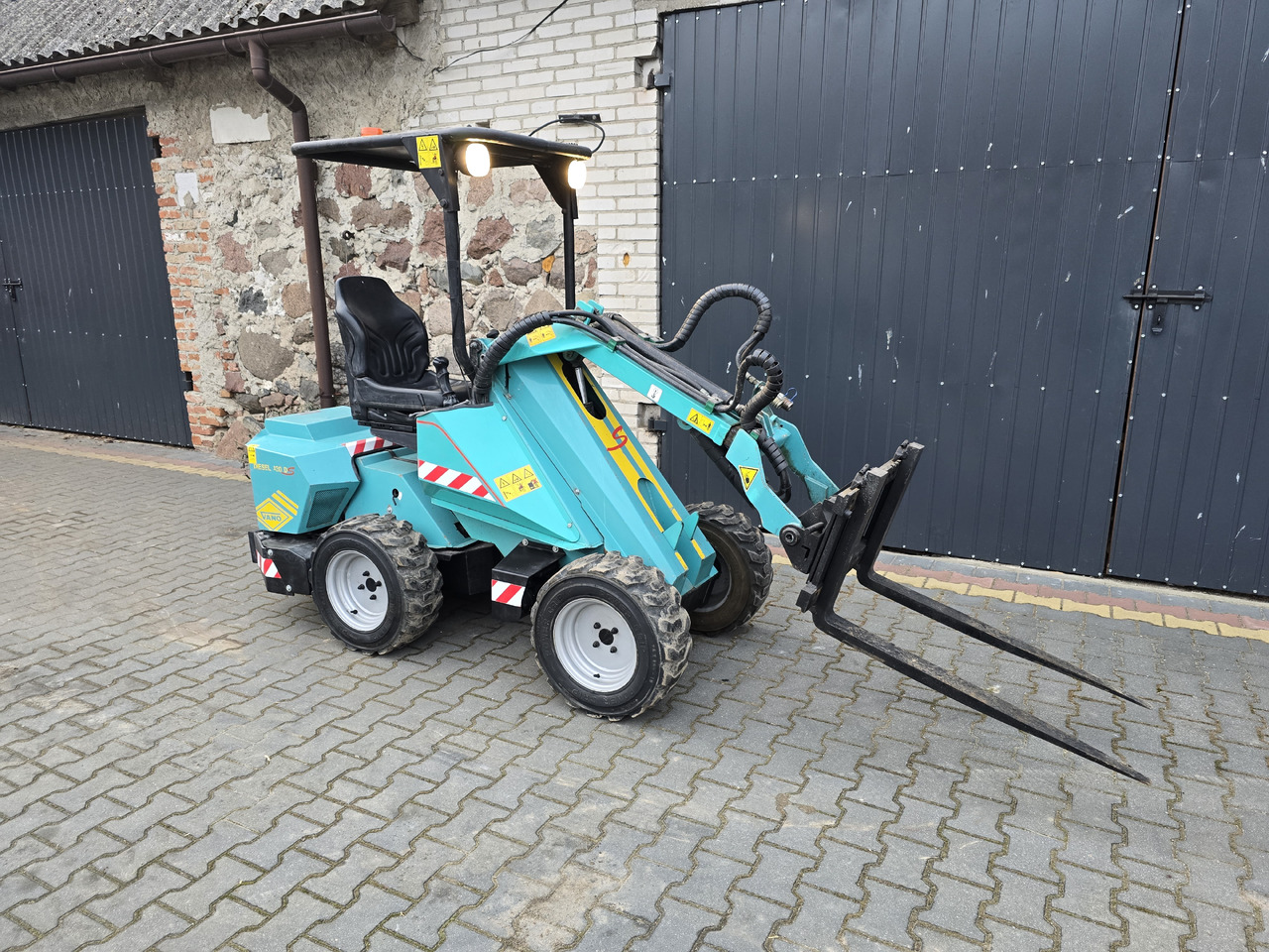 VANO 120 DS - Skid steer: gambar 3 VANO 120 DS - Skid steer: gambar 3