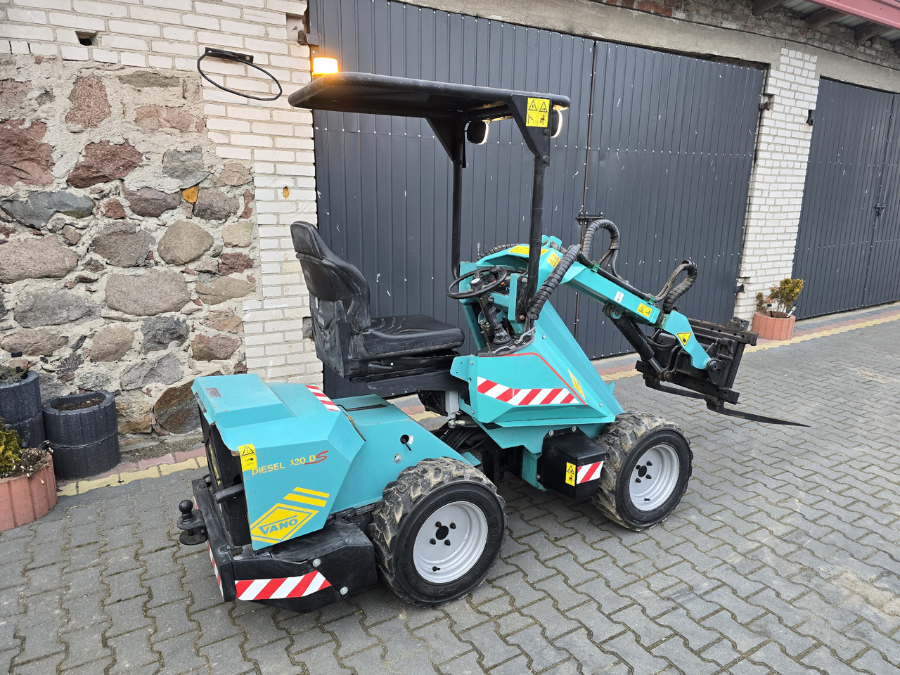 VANO 120 DS - Skid steer: gambar 4 VANO 120 DS - Skid steer: gambar 4