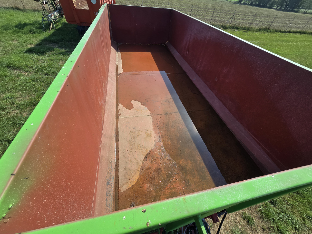 WARFARMA T141/1 - Trailer jungkit pertanian/ Tempat sampah: gambar 5 WARFARMA T141/1 - Trailer jungkit pertanian/ Tempat sampah: gambar 5