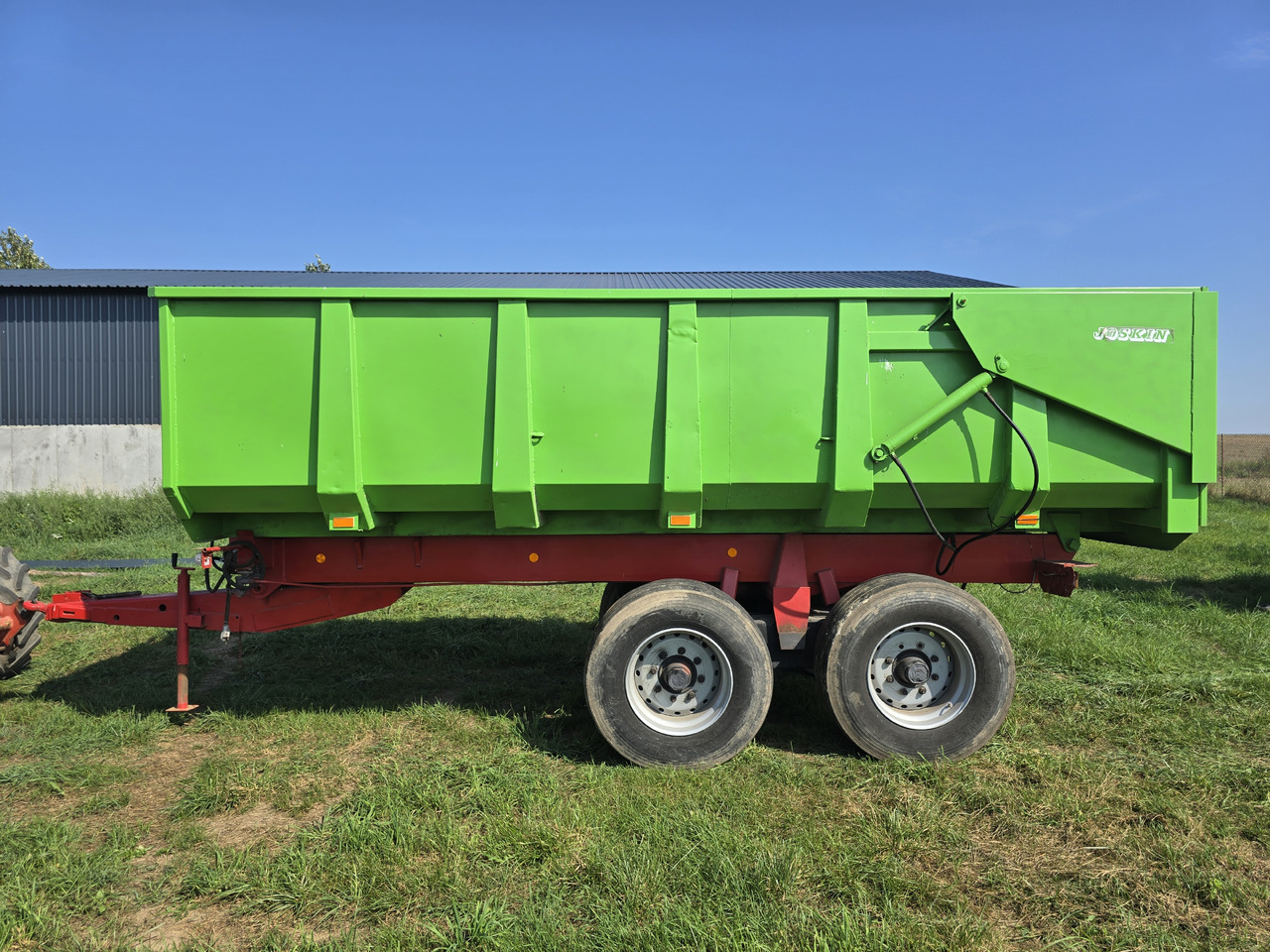 WARFARMA T141/1 - Trailer jungkit pertanian/ Tempat sampah: gambar 1 WARFARMA T141/1 - Trailer jungkit pertanian/ Tempat sampah: gambar 1