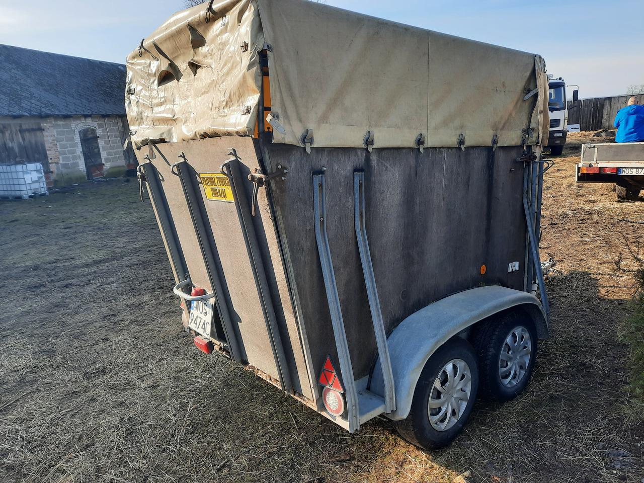 WESTERIA VT 135 - Trailer pengangkut hewan: gambar 3 WESTERIA VT 135 - Trailer pengangkut hewan: gambar 3