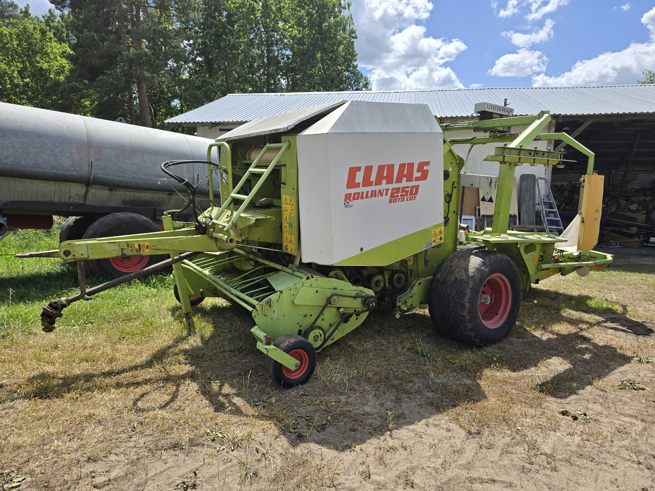 Claas ROLLANT 250 Roto Cut - Baler bulat: gambar 1 Claas ROLLANT 250 Roto Cut - Baler bulat: gambar 1