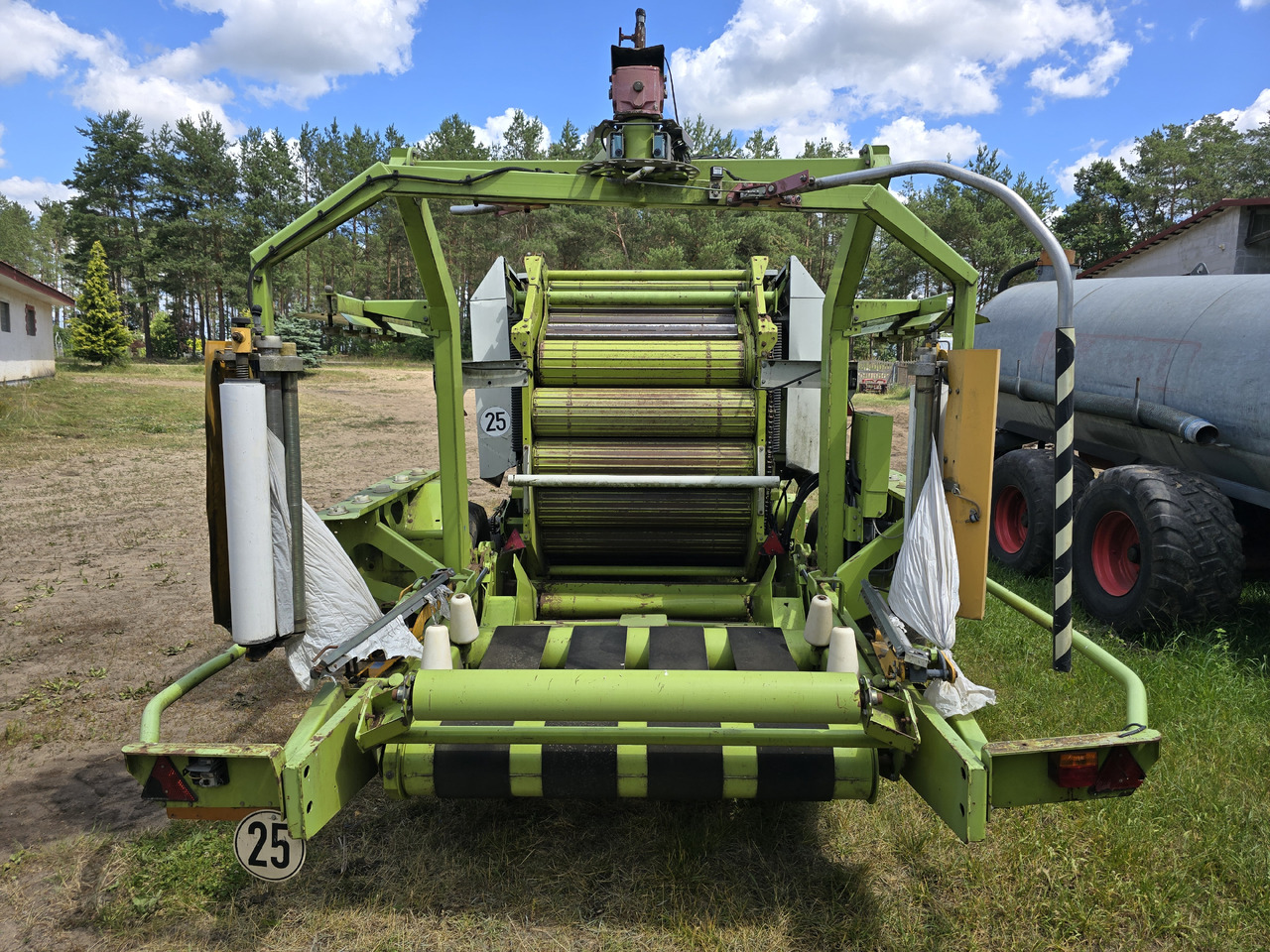 Claas ROLLANT 250 Roto Cut - Baler bulat: gambar 4 Claas ROLLANT 250 Roto Cut - Baler bulat: gambar 4