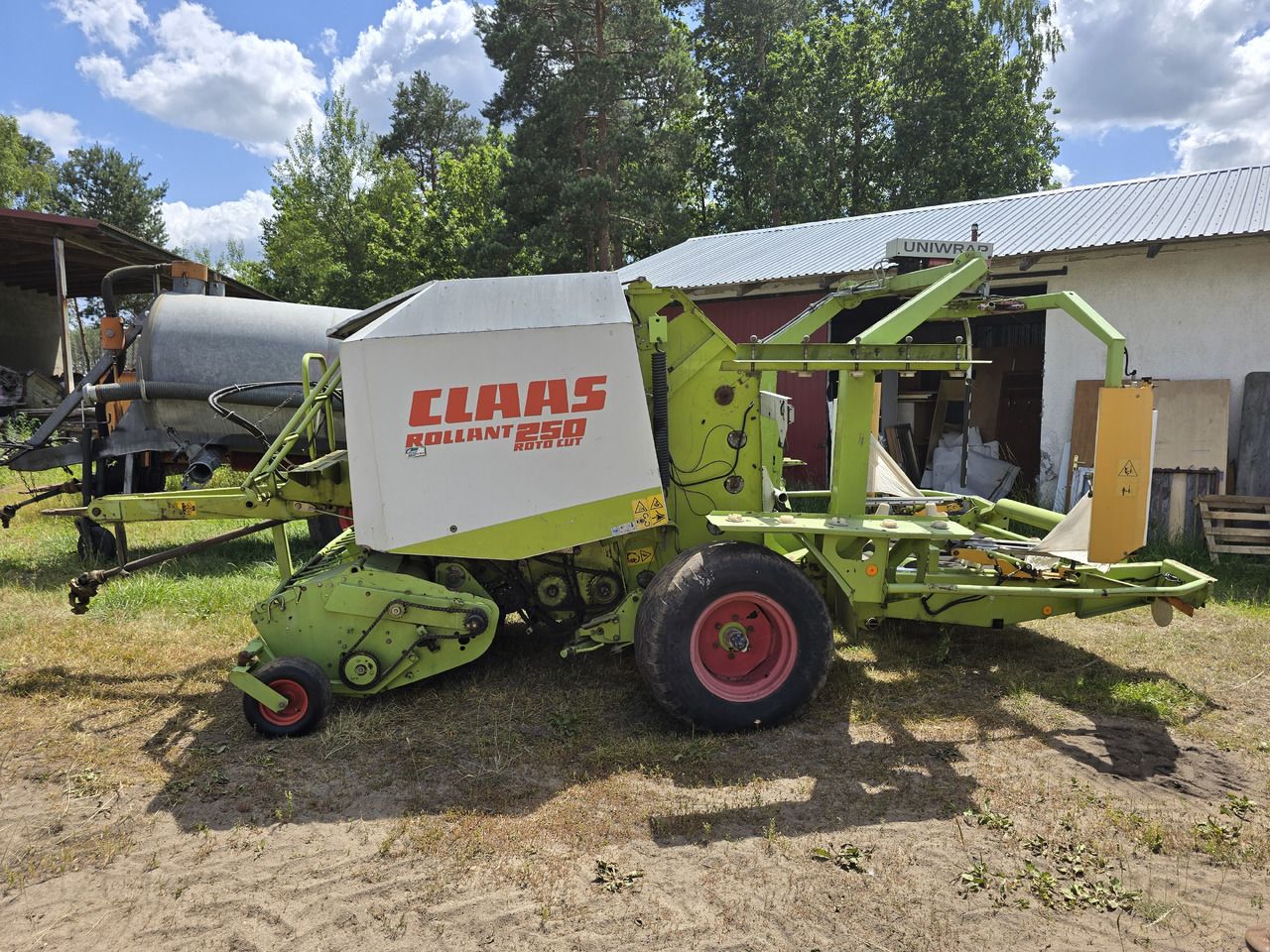 Claas ROLLANT 250 Roto Cut - Baler bulat: gambar 3 Claas ROLLANT 250 Roto Cut - Baler bulat: gambar 3