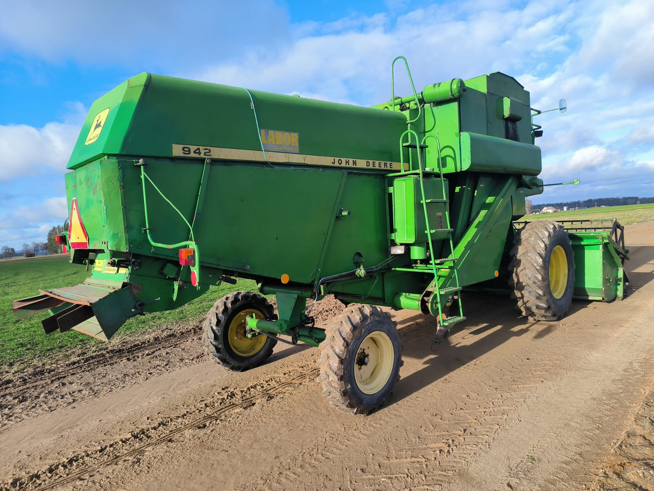 John-deere 942 - Pemanen gabungan: gambar 5 John-deere 942 - Pemanen gabungan: gambar 5