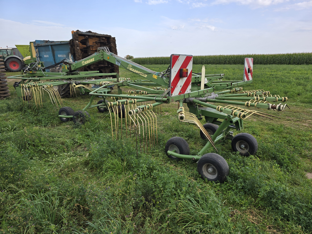 Krone Swadro 710/26T - Tedder/ Menyapu: gambar 4 Krone Swadro 710/26T - Tedder/ Menyapu: gambar 4