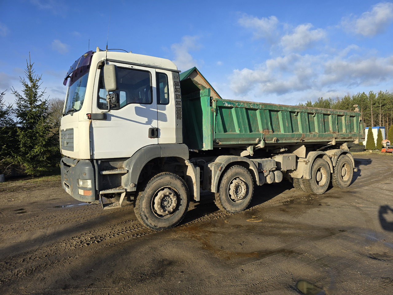 Man TGA 41.360 - Truk jungkit: gambar 1 Man TGA 41.360 - Truk jungkit: gambar 1