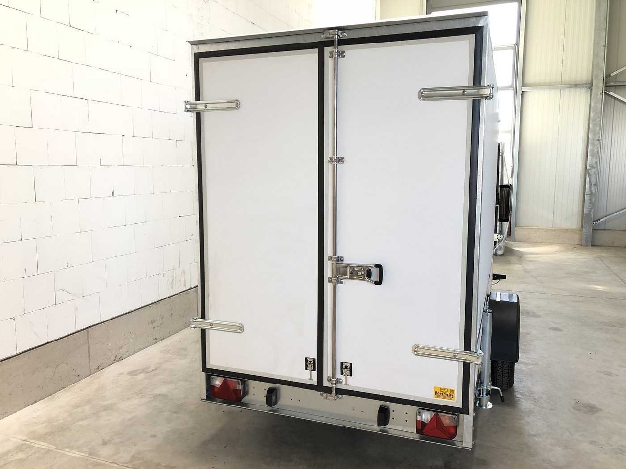 BLYSS F1330HD Kofferanhänger - Trailer kotak tertutup: gambar 5 BLYSS F1330HD Kofferanhänger - Trailer kotak tertutup: gambar 5
