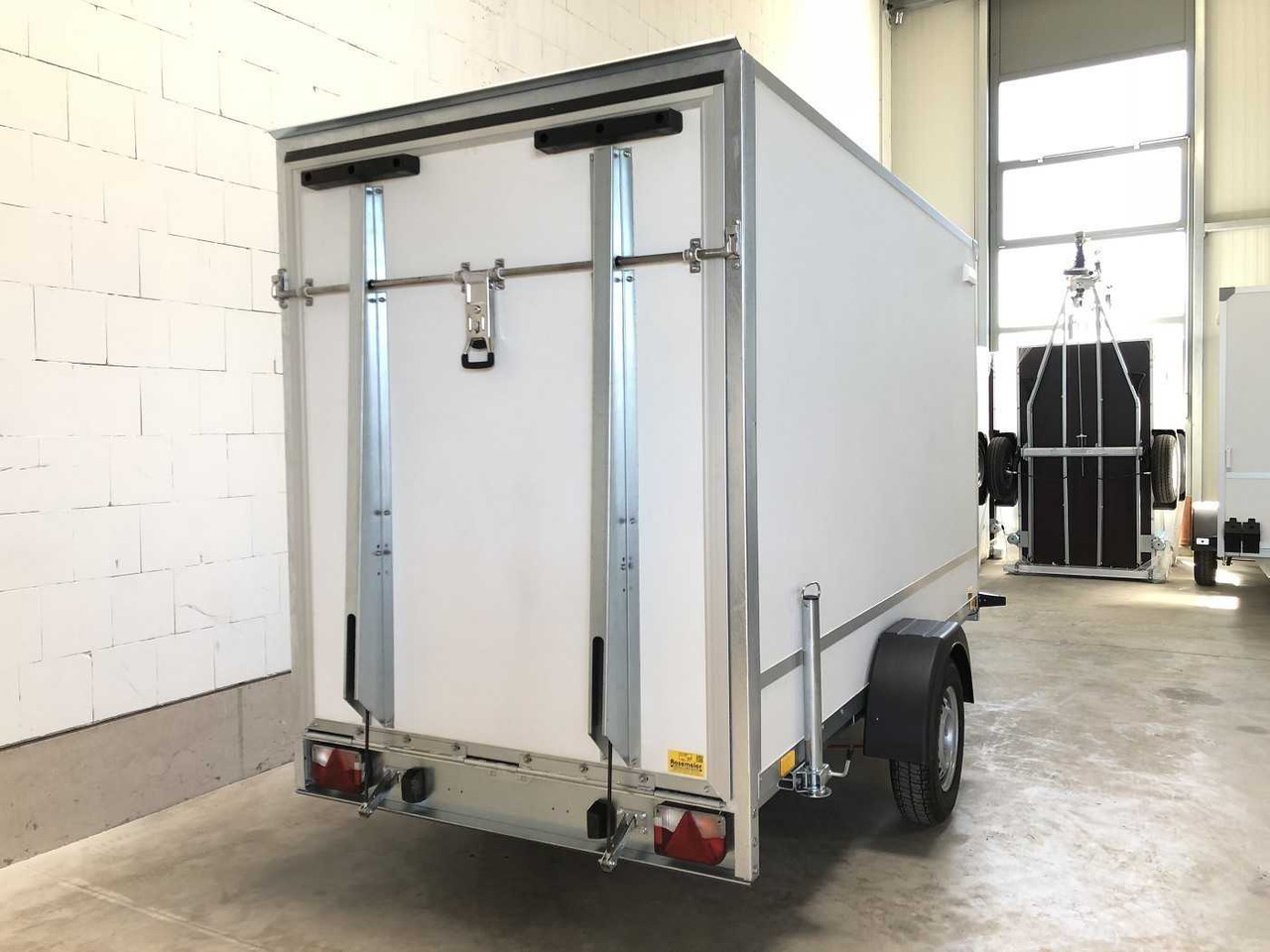 BLYSS F1330HD Rampe Kofferanhänger - Trailer kotak tertutup: gambar 5 BLYSS F1330HD Rampe Kofferanhänger - Trailer kotak tertutup: gambar 5