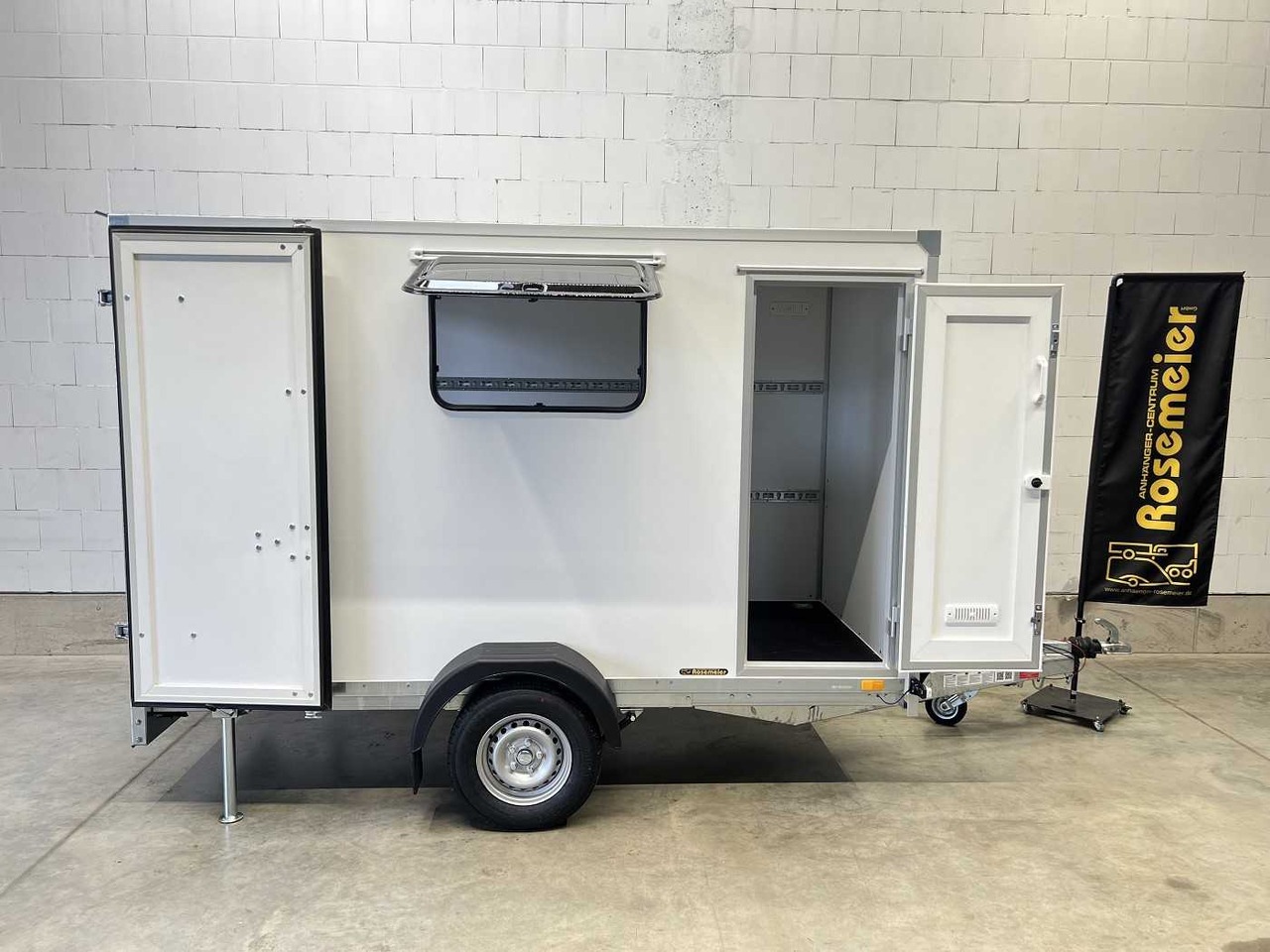 BLYSS F1330HD Seitentür,Fenster Kofferanhänger - Trailer kotak tertutup: gambar 1 BLYSS F1330HD Seitentür,Fenster Kofferanhänger - Trailer kotak tertutup: gambar 1