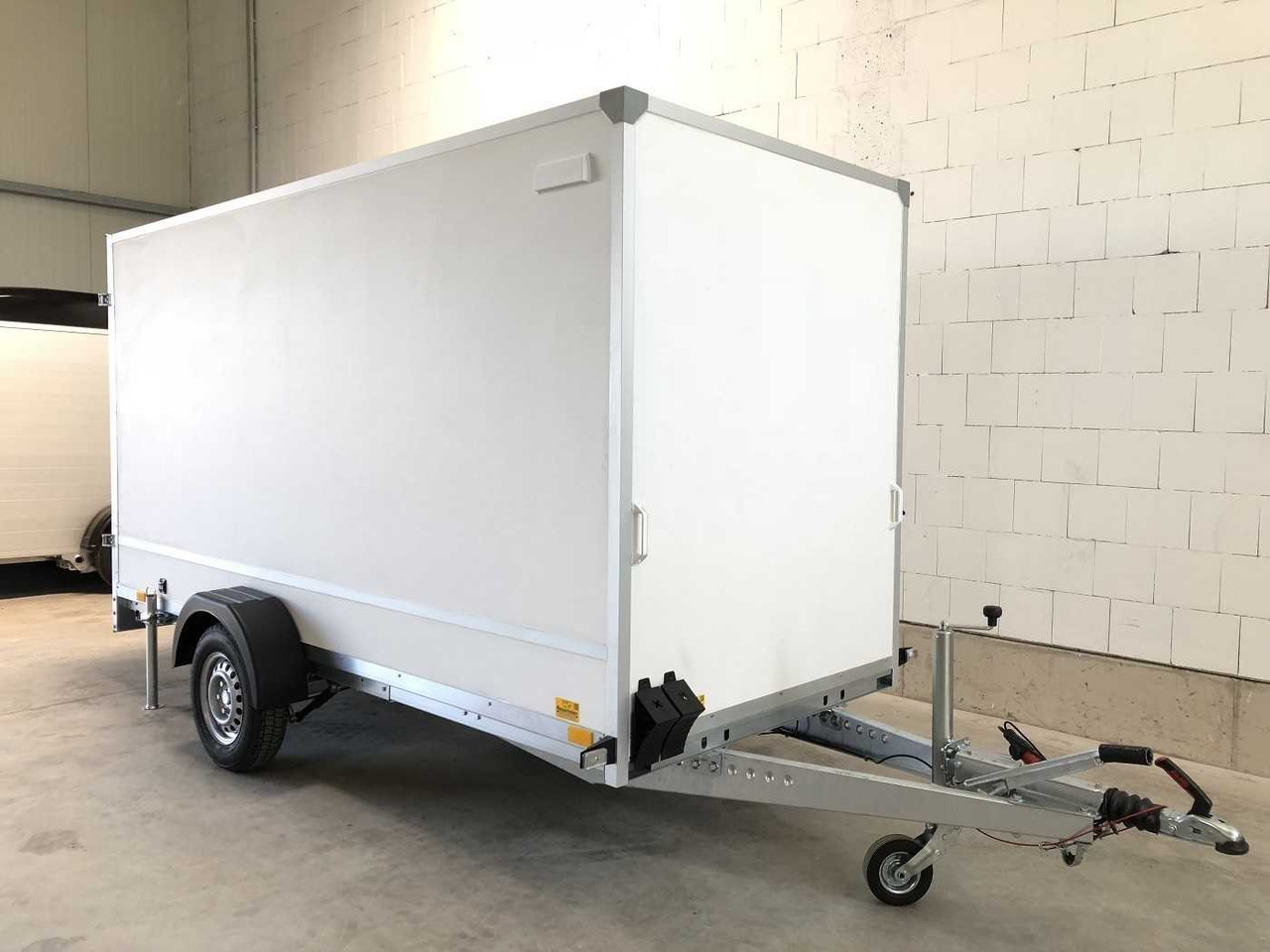 BLYSS F15336HD Kofferanhänger - Trailer kotak tertutup: gambar 2 BLYSS F15336HD Kofferanhänger - Trailer kotak tertutup: gambar 2