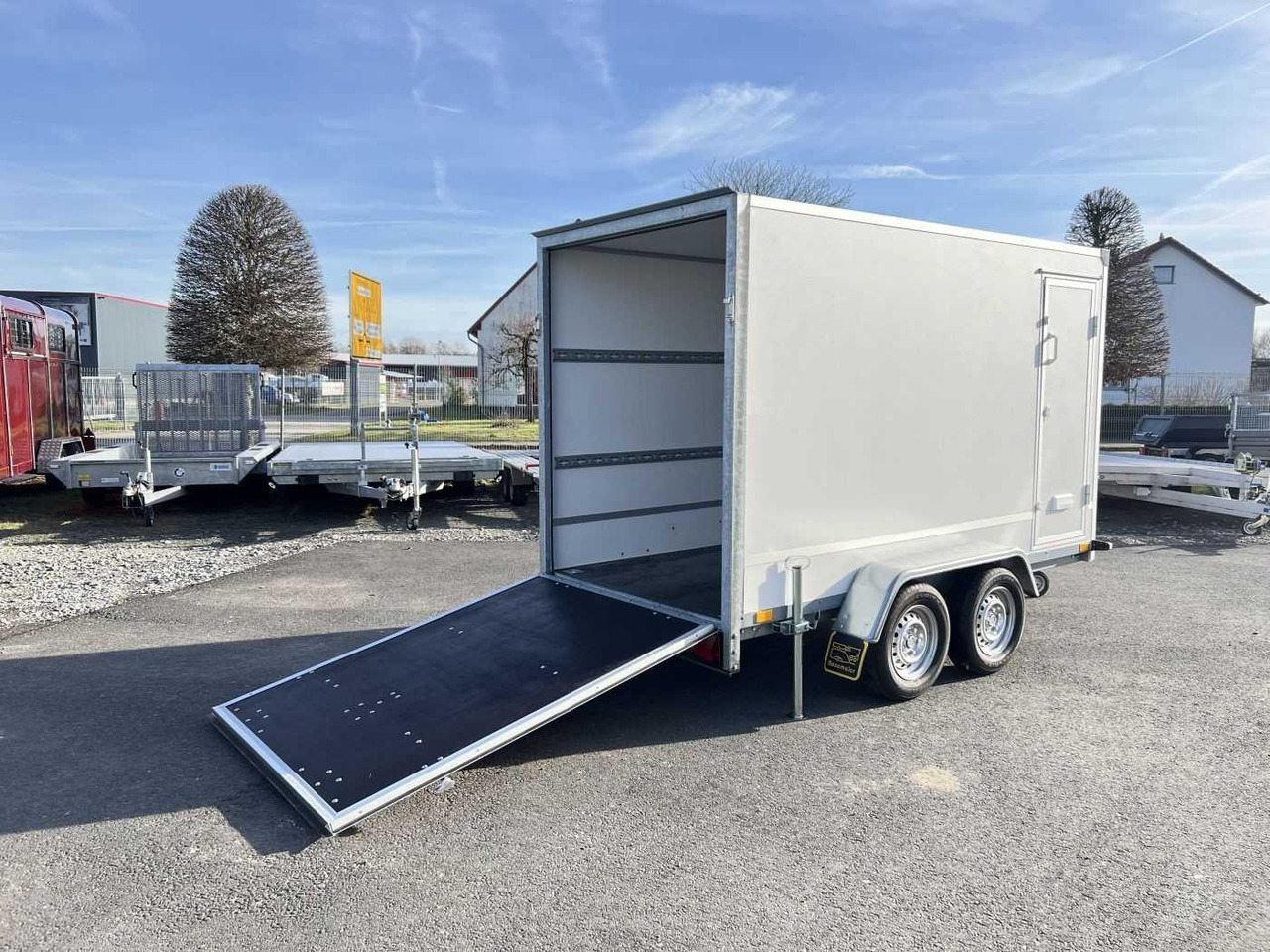 BLYSS F2030HTD Rampe + Seitentür Kofferanhänger - Trailer kotak tertutup: gambar 3 BLYSS F2030HTD Rampe + Seitentür Kofferanhänger - Trailer kotak tertutup: gambar 3