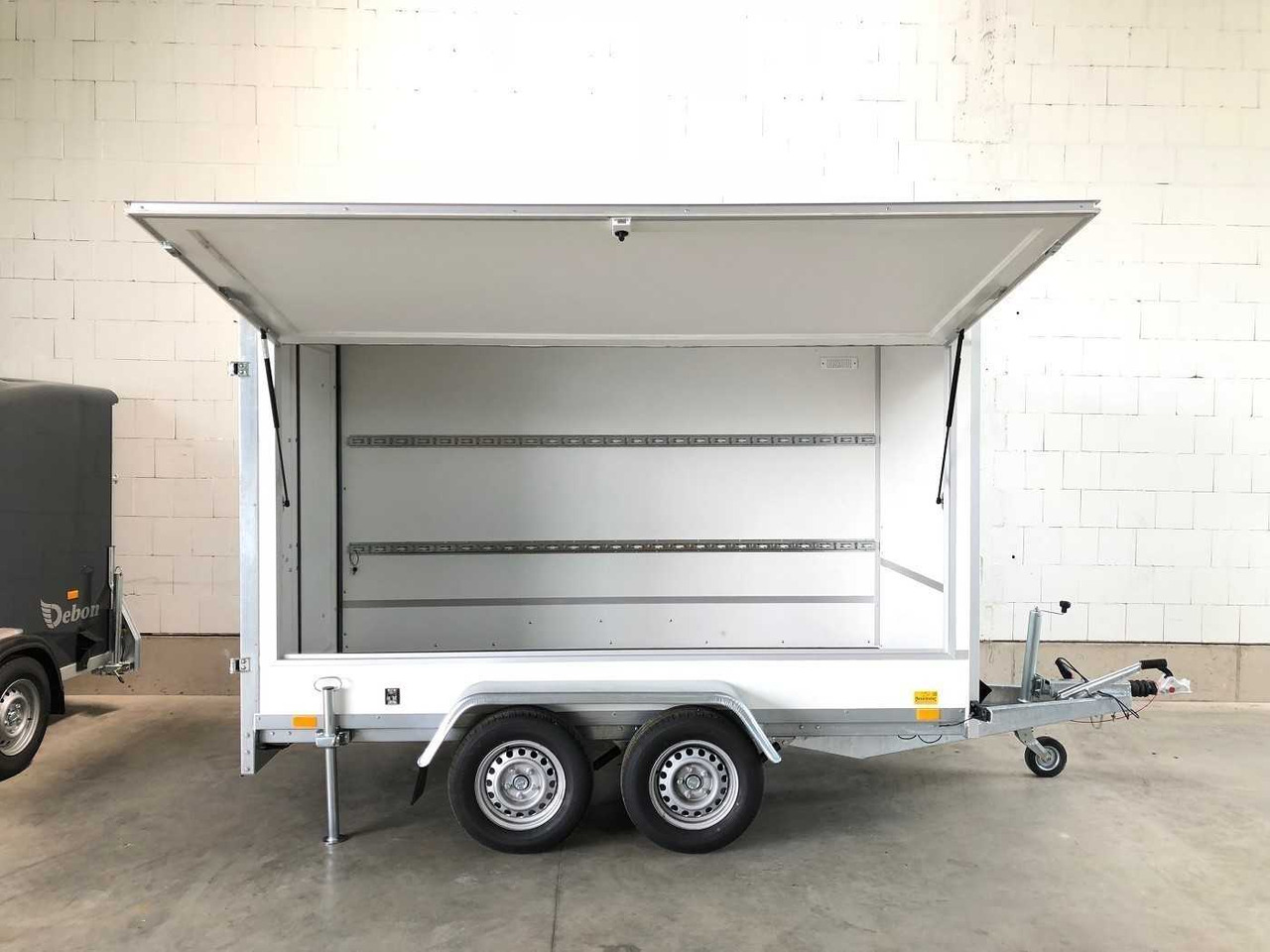 BLYSS F2030HTD VKL Kofferanhänger - Trailer kotak tertutup: gambar 1 BLYSS F2030HTD VKL Kofferanhänger - Trailer kotak tertutup: gambar 1