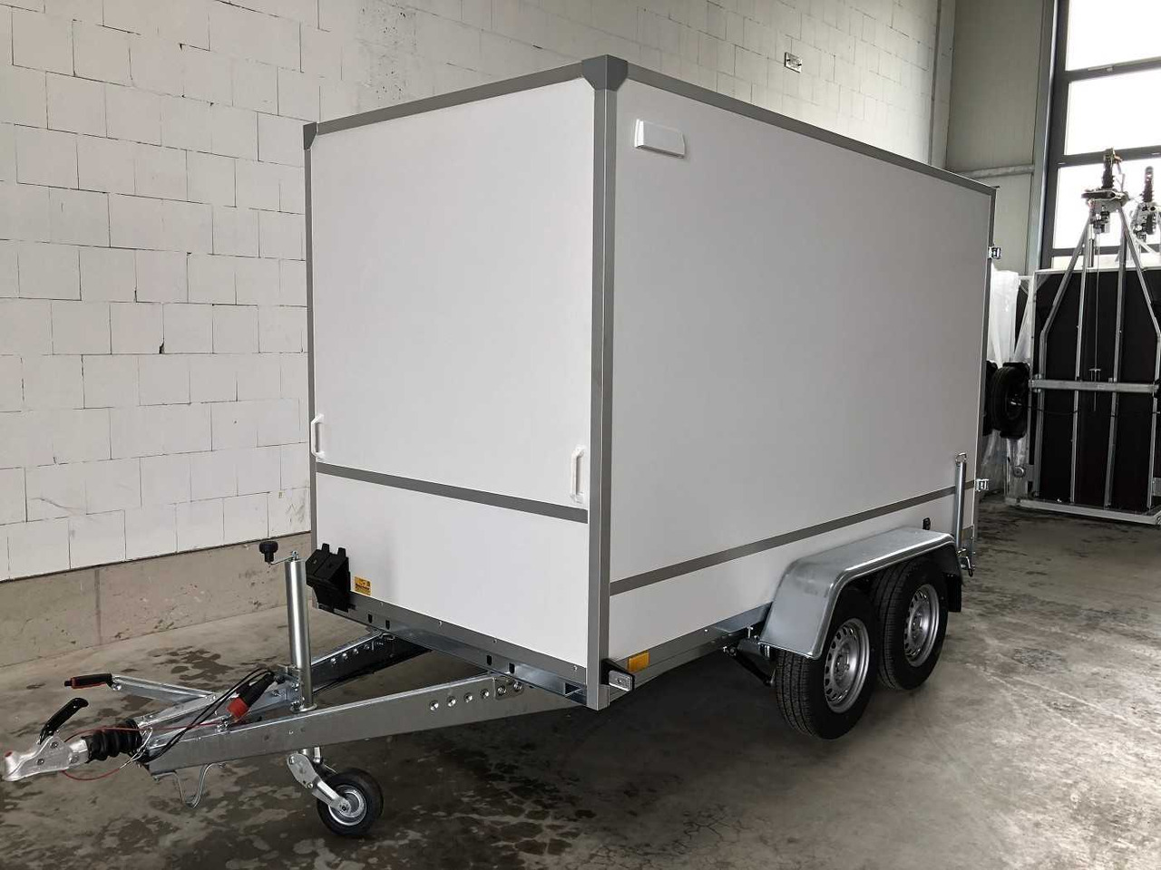 BLYSS F2730HTD Kofferanhänger - Trailer kotak tertutup: gambar 3 BLYSS F2730HTD Kofferanhänger - Trailer kotak tertutup: gambar 3