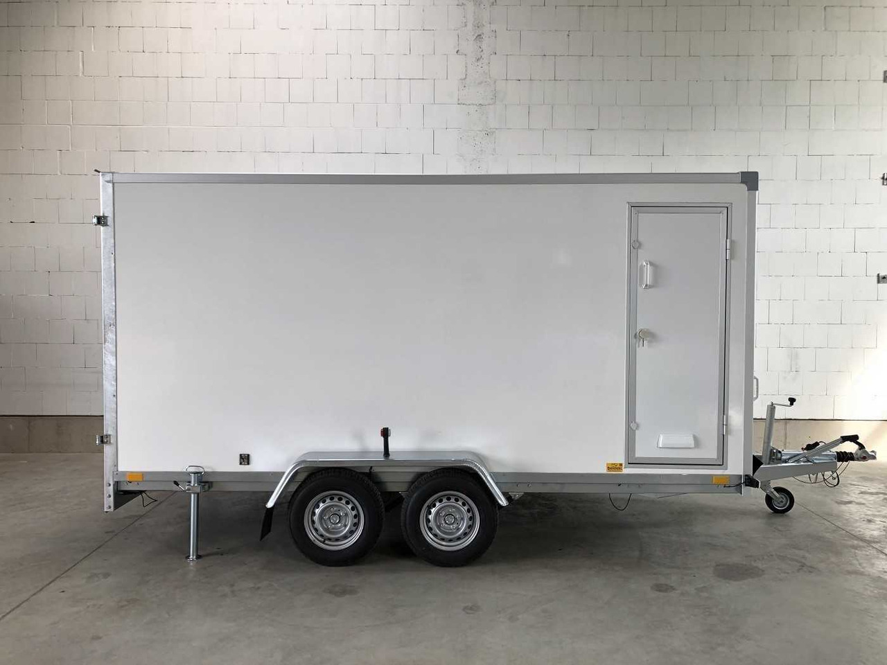 BLYSS F2741HT Seitentür Kofferanhänger - Trailer kotak tertutup: gambar 3 BLYSS F2741HT Seitentür Kofferanhänger - Trailer kotak tertutup: gambar 3