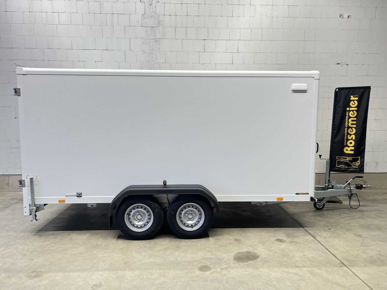 BLYSS FS2740/180HTL Kofferanhänger - Trailer kotak tertutup: gambar 2 BLYSS FS2740/180HTL Kofferanhänger - Trailer kotak tertutup: gambar 2
