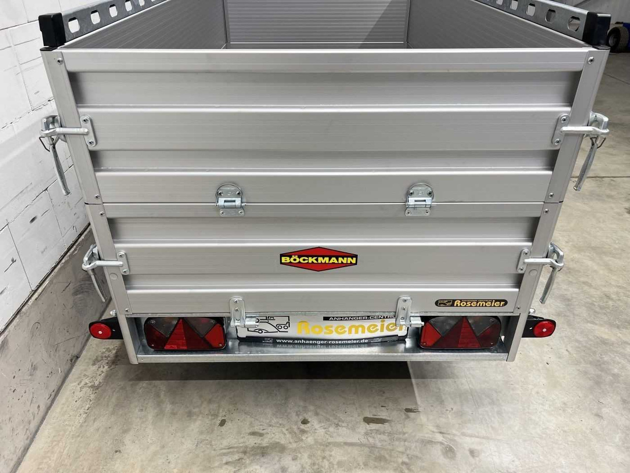 BOECKMANN TL-AL 2111/75 BW-Aufsatz+Stütz Kastenanhänger un - Trailer mobil: gambar 3 BOECKMANN TL-AL 2111/75 BW-Aufsatz+Stütz Kastenanhänger un - Trailer mobil: gambar 3