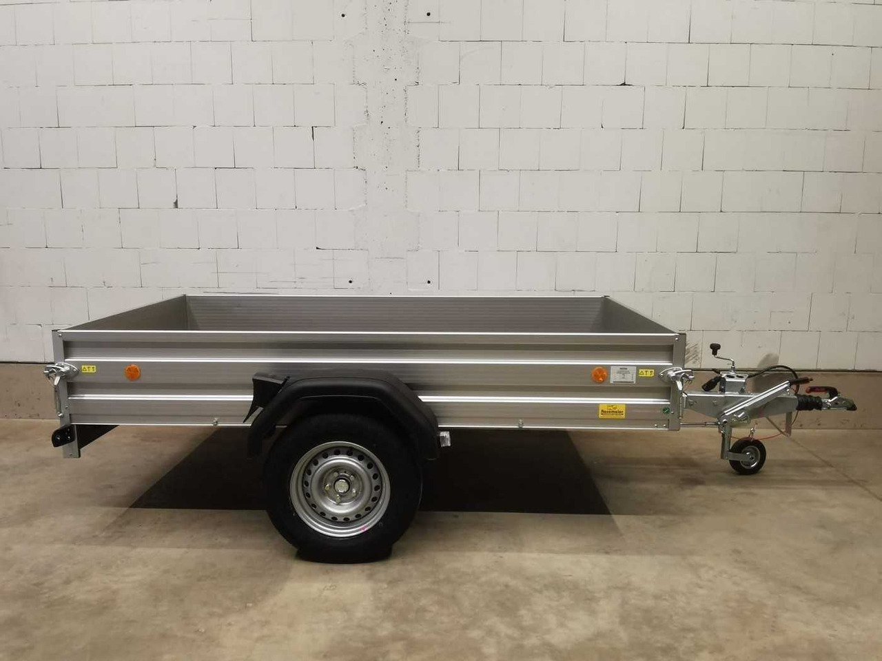 BOECKMANN TL-AL 2513/135 Stkl Kastenanhänger gebremst - Trailer mobil: gambar 2 BOECKMANN TL-AL 2513/135 Stkl Kastenanhänger gebremst - Trailer mobil: gambar 2