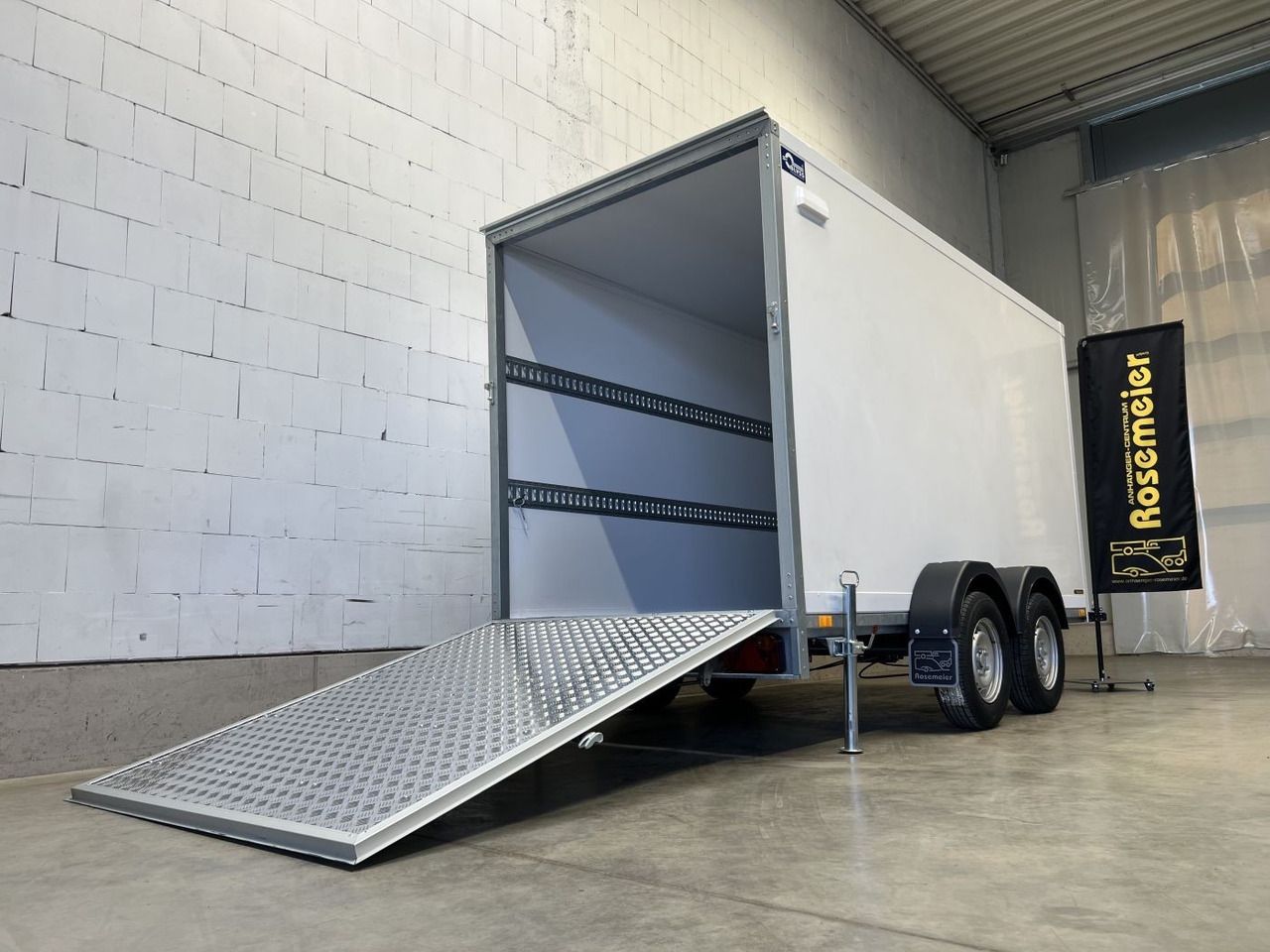 Blyss FR2735/180HTL Rampe Kofferanhänger - Trailer kotak tertutup: gambar 2 Blyss FR2735/180HTL Rampe Kofferanhänger - Trailer kotak tertutup: gambar 2