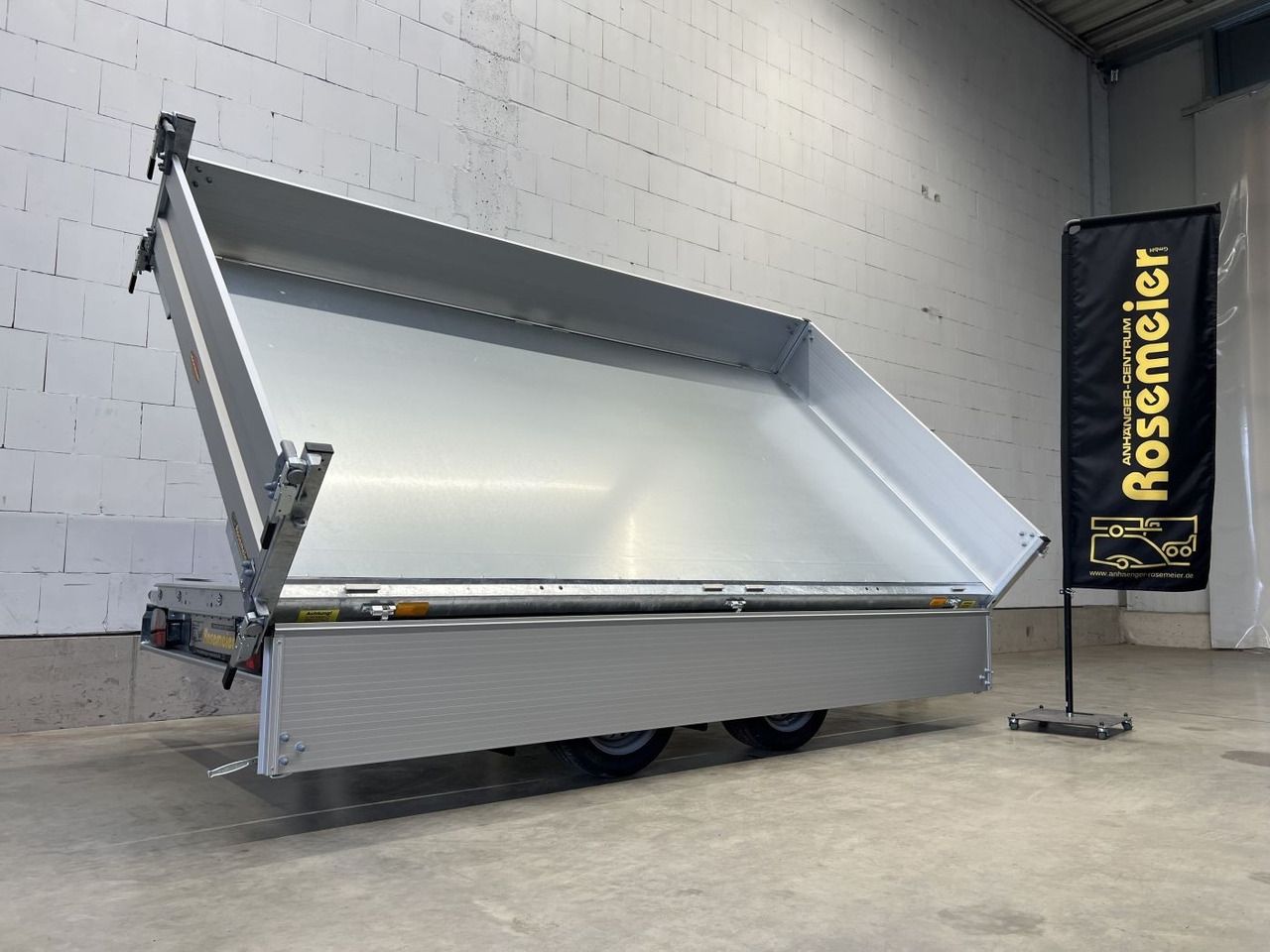 Böckmann DK-AL 3218/30 P E-Pumpe Dreiseitenkipper - Trailer jungkit: gambar 3 Böckmann DK-AL 3218/30 P E-Pumpe Dreiseitenkipper - Trailer jungkit: gambar 3