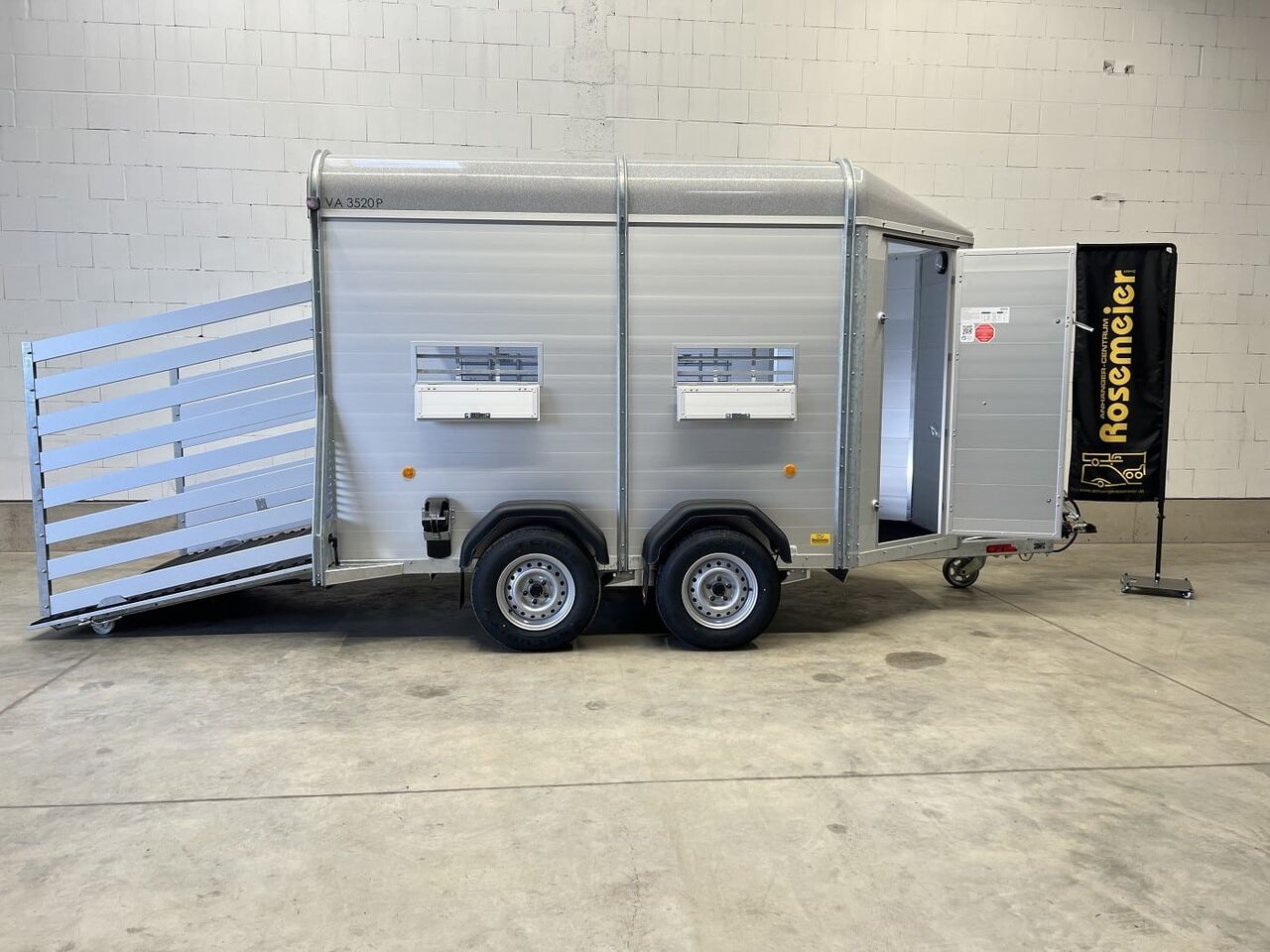 Böckmann VA 3520/35 P Viehanhänger - Trailer pengangkut hewan: gambar 1 Böckmann VA 3520/35 P Viehanhänger - Trailer pengangkut hewan: gambar 1