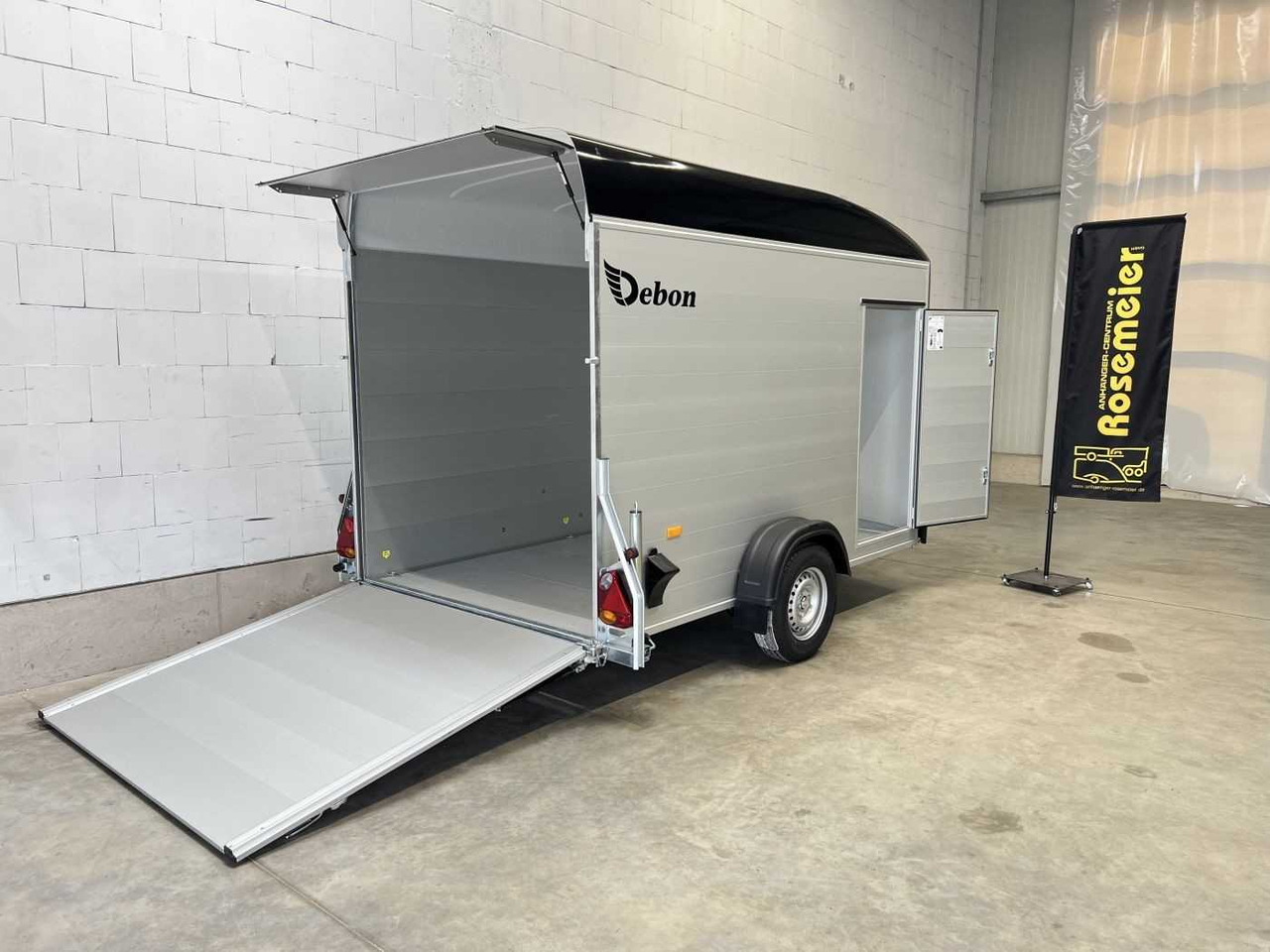 CHEVAL LIBERTE DEBON C400 Roadster Kofferanhänger - Trailer sepeda motor: gambar 2 CHEVAL LIBERTE DEBON C400 Roadster Kofferanhänger - Trailer sepeda motor: gambar 2