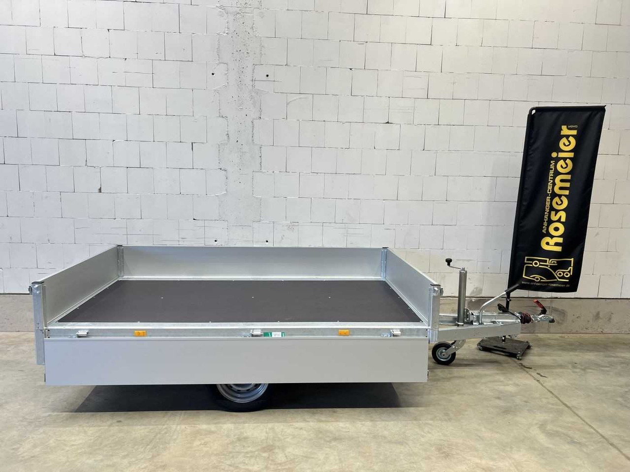 EDUARD 2615-3-P3-1563 Hochlader - Trailer mobil: gambar 1 EDUARD 2615-3-P3-1563 Hochlader - Trailer mobil: gambar 1