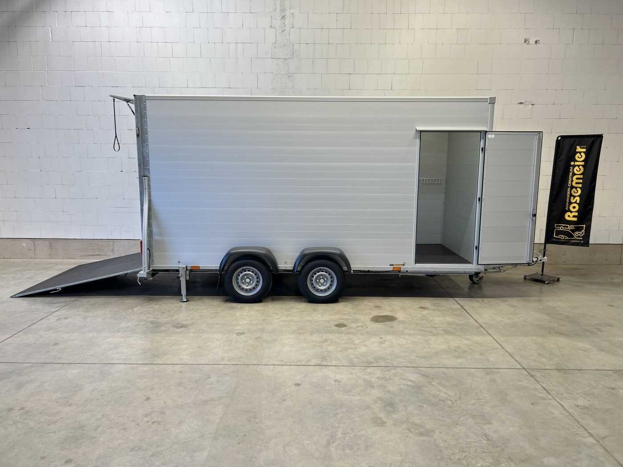 G270 Kofferanhänger Sirius - Trailer kotak tertutup: gambar 1 G270 Kofferanhänger Sirius - Trailer kotak tertutup: gambar 1