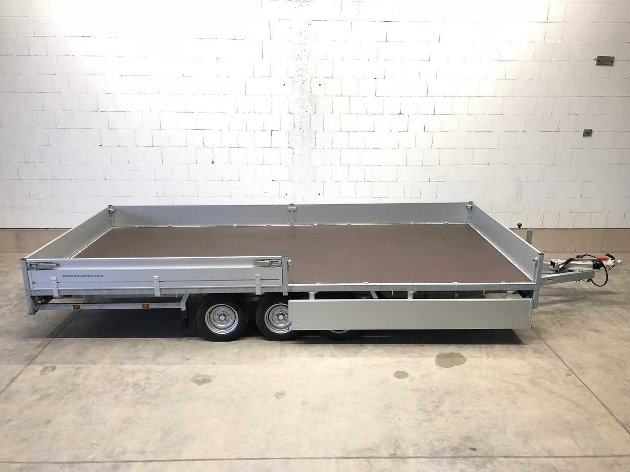 HULCO Medax-3 3500 Hochlader - Trailer mobil: gambar 4 HULCO Medax-3 3500 Hochlader - Trailer mobil: gambar 4