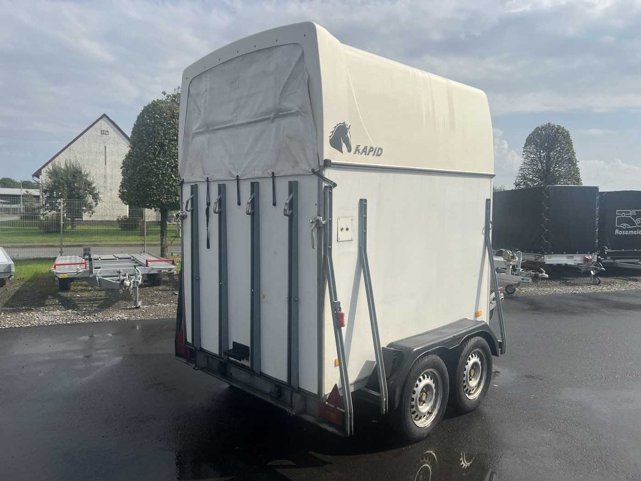 HUMBAUR HP2000 Pferdeanhänger - Trailer pengangkut kuda: gambar 3 HUMBAUR HP2000 Pferdeanhänger - Trailer pengangkut kuda: gambar 3