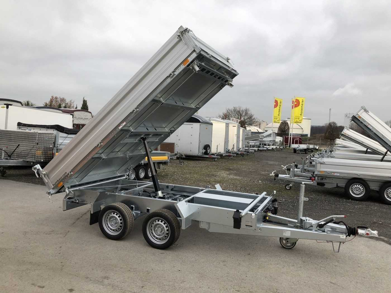 HUMBAUR HTK 3000.31 Dreiseitenkipper - Trailer jungkit: gambar 2 HUMBAUR HTK 3000.31 Dreiseitenkipper - Trailer jungkit: gambar 2