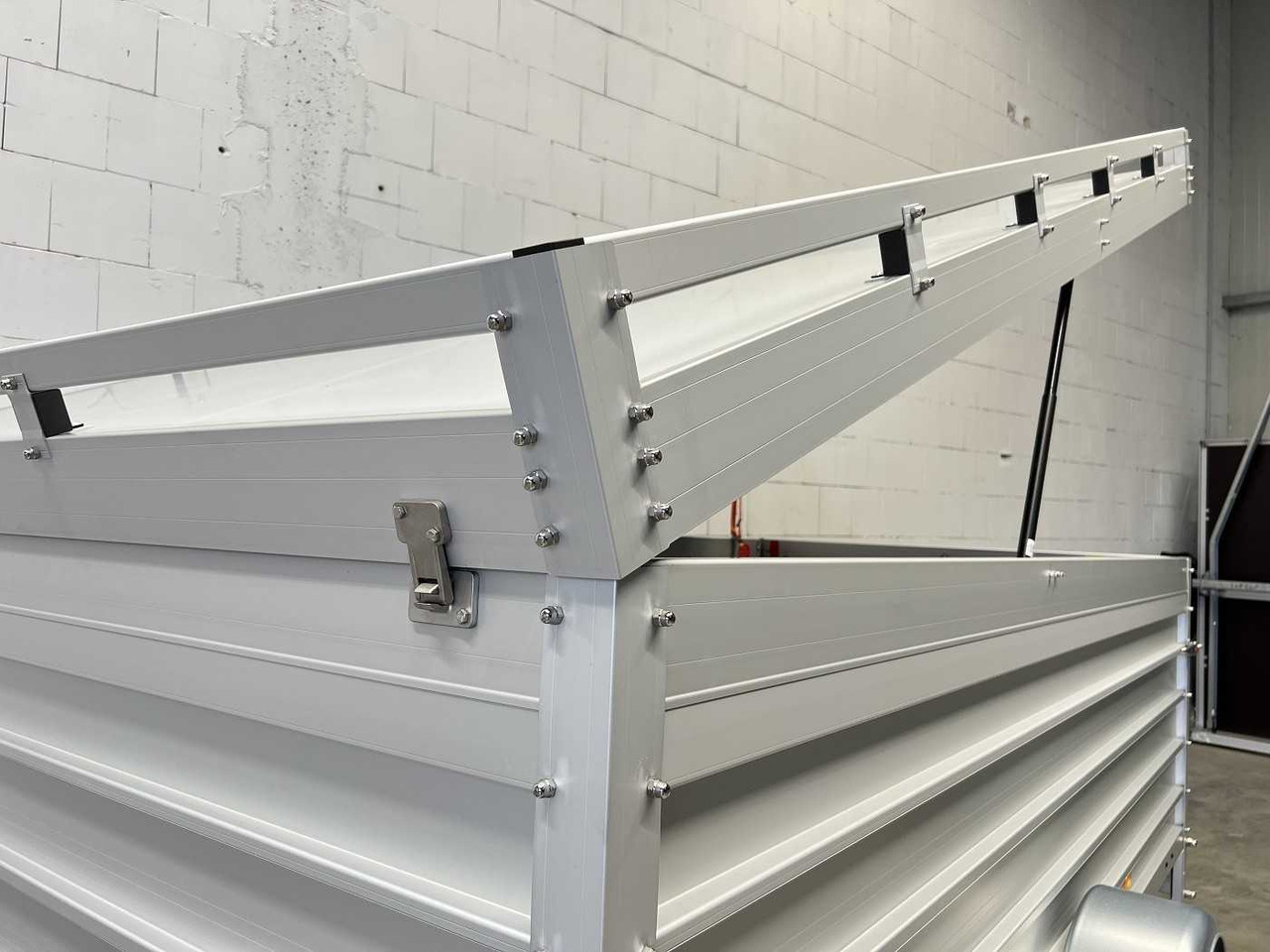 Trailer mobil baru KOCH 7.13 3 BWEH Tür Deckelanhänger: gambar 28