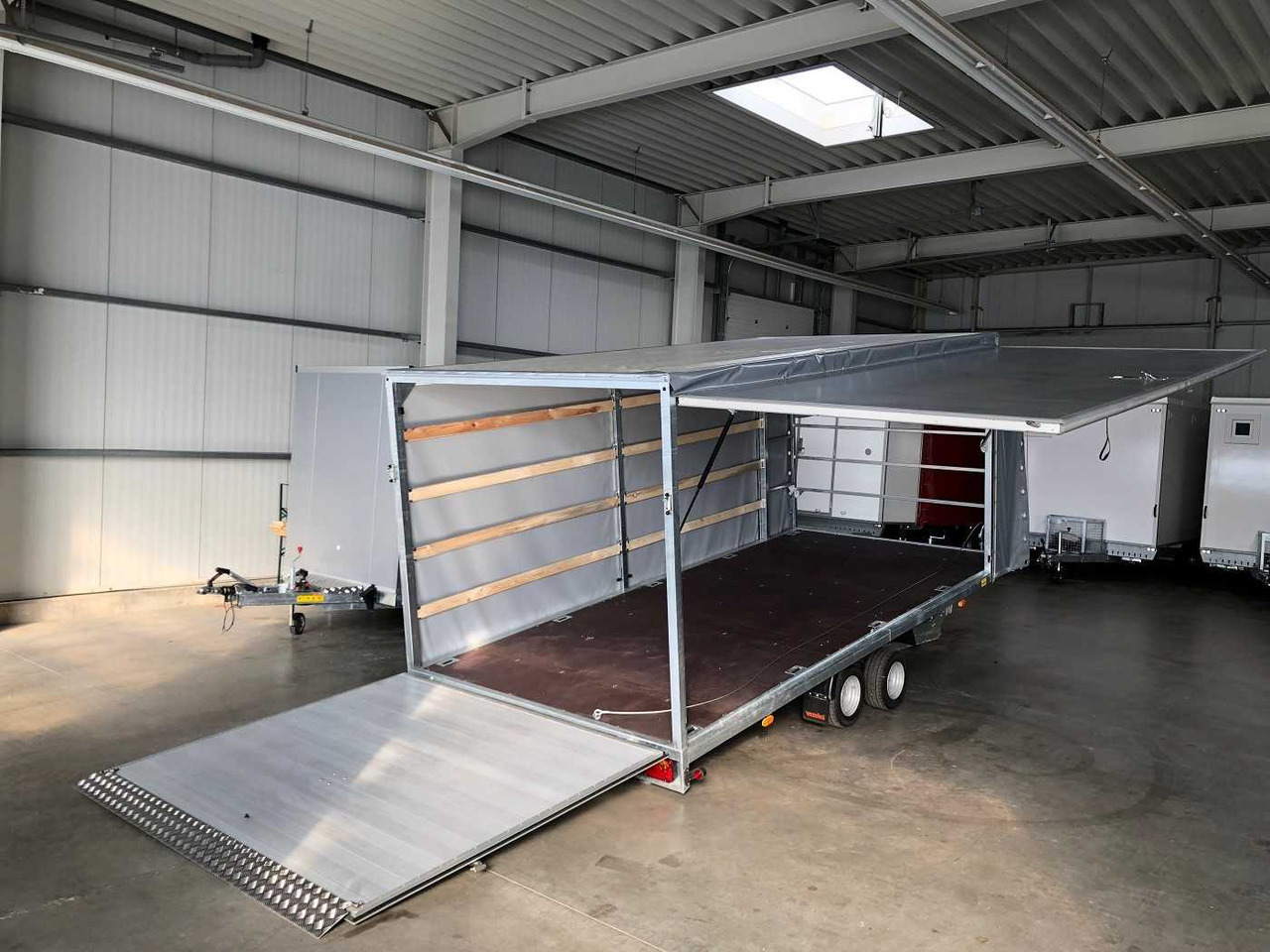 ROSEMEIER VE Jumbo 27.5 Race-Plane Autotransporter geschlosse Autotransporter geschlossen - Trailer autotransporter: gambar 4 ROSEMEIER VE Jumbo 27.5 Race-Plane Autotransporter geschlosse Autotransporter geschlossen - Trailer autotransporter: gambar 4