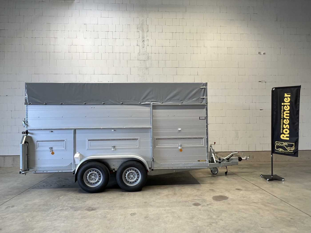 SIGG 35 V 40 - T8 - A15 Viehanhänger - Trailer pengangkut hewan: gambar 1 SIGG 35 V 40 - T8 - A15 Viehanhänger - Trailer pengangkut hewan: gambar 1