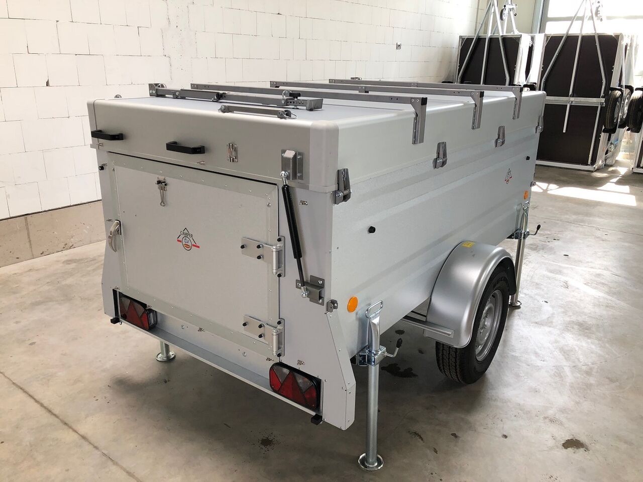 TPV Trailers KT-EB3 Street Camper Campinganhänger - Trailer mobil: gambar 2 TPV Trailers KT-EB3 Street Camper Campinganhänger - Trailer mobil: gambar 2