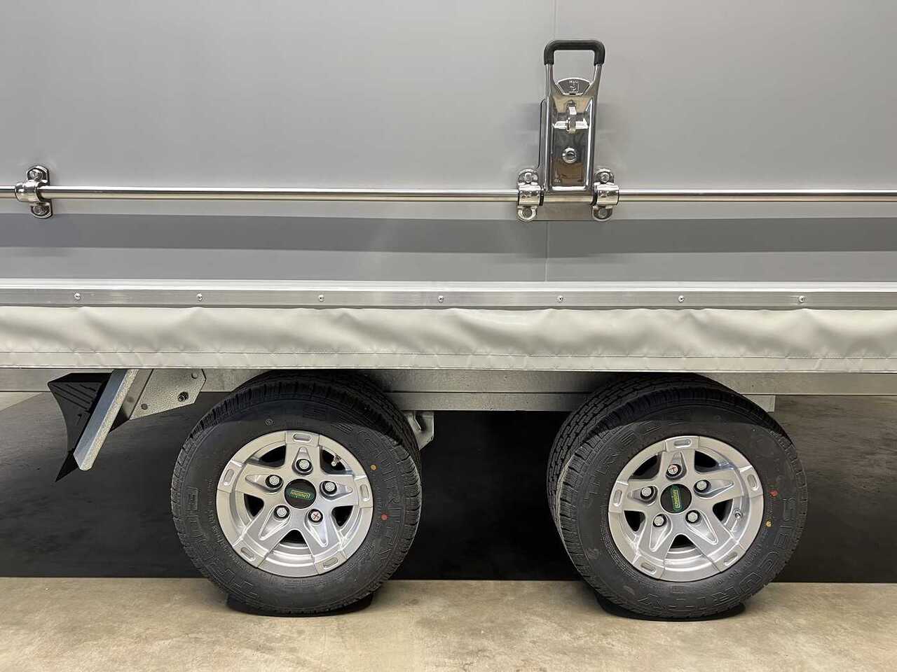 Trailer penjual baru UNSINN PK 3042-10-2040 2 Promotion Verkaufsanhänger: gambar 21