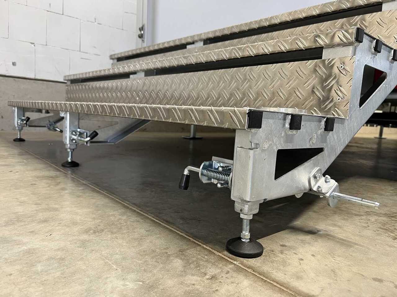 Trailer penjual baru UNSINN PK 3042-10-2040 2 Promotion Verkaufsanhänger: gambar 11