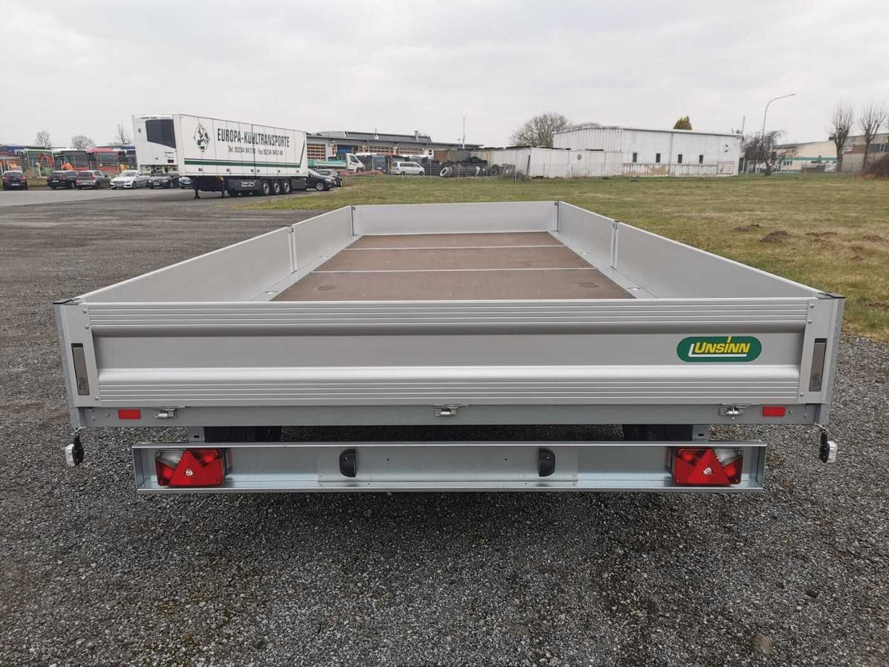 UNSINN UD-4 6024-35-13 Drehschemelanhänger - Trailer flatbed: gambar 3 UNSINN UD-4 6024-35-13 Drehschemelanhänger - Trailer flatbed: gambar 3