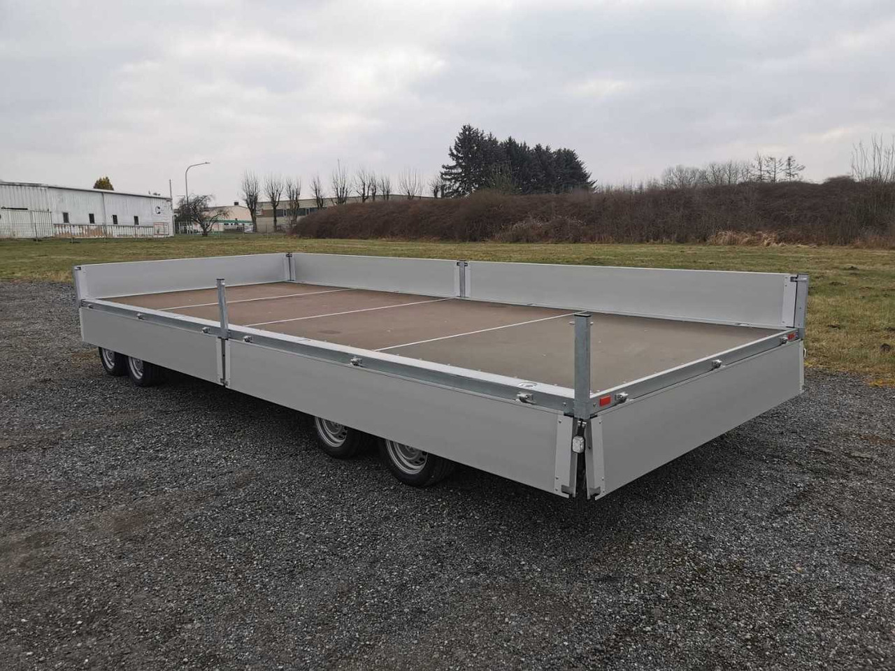 UNSINN UD-4 6024-35-13 Drehschemelanhänger - Trailer flatbed: gambar 4 UNSINN UD-4 6024-35-13 Drehschemelanhänger - Trailer flatbed: gambar 4